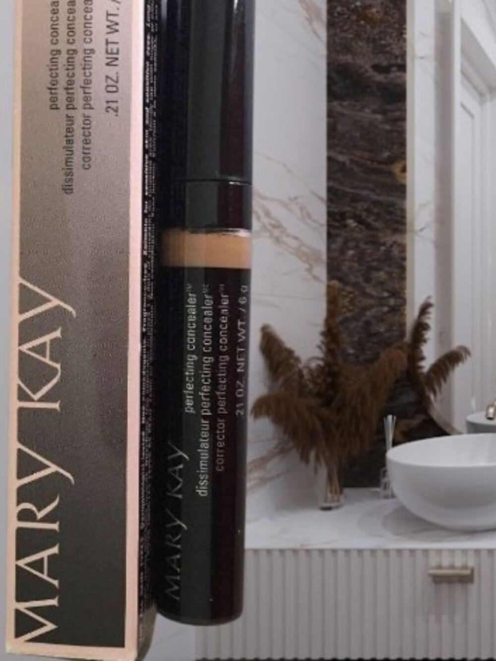 Mary Kay® Light Bronze Perfecting Concealer ✨NIB✨